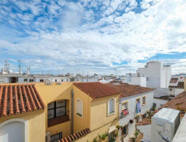 Semi-detached house for sale in Urb. Estepona Centro , Estepona photo 1