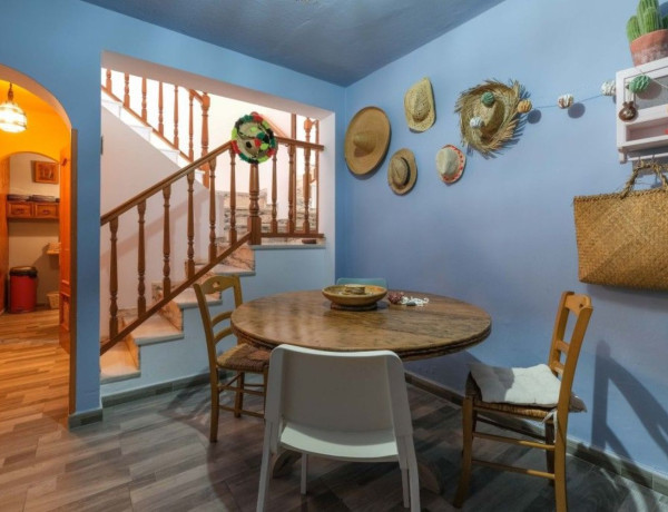 Semi-detached house for sale in Urb. Estepona Centro , Estepona thumbnail 1