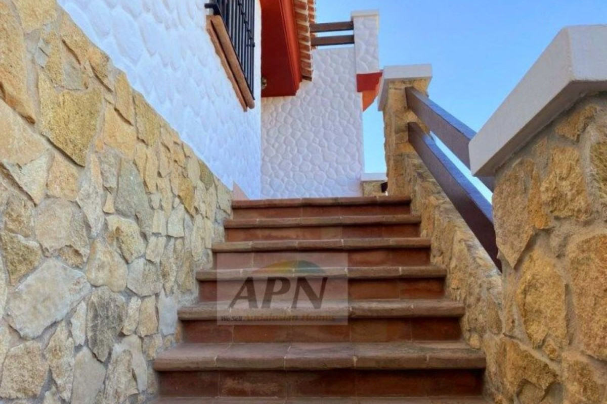 Продажа отдельного шале в , Алора photo 4