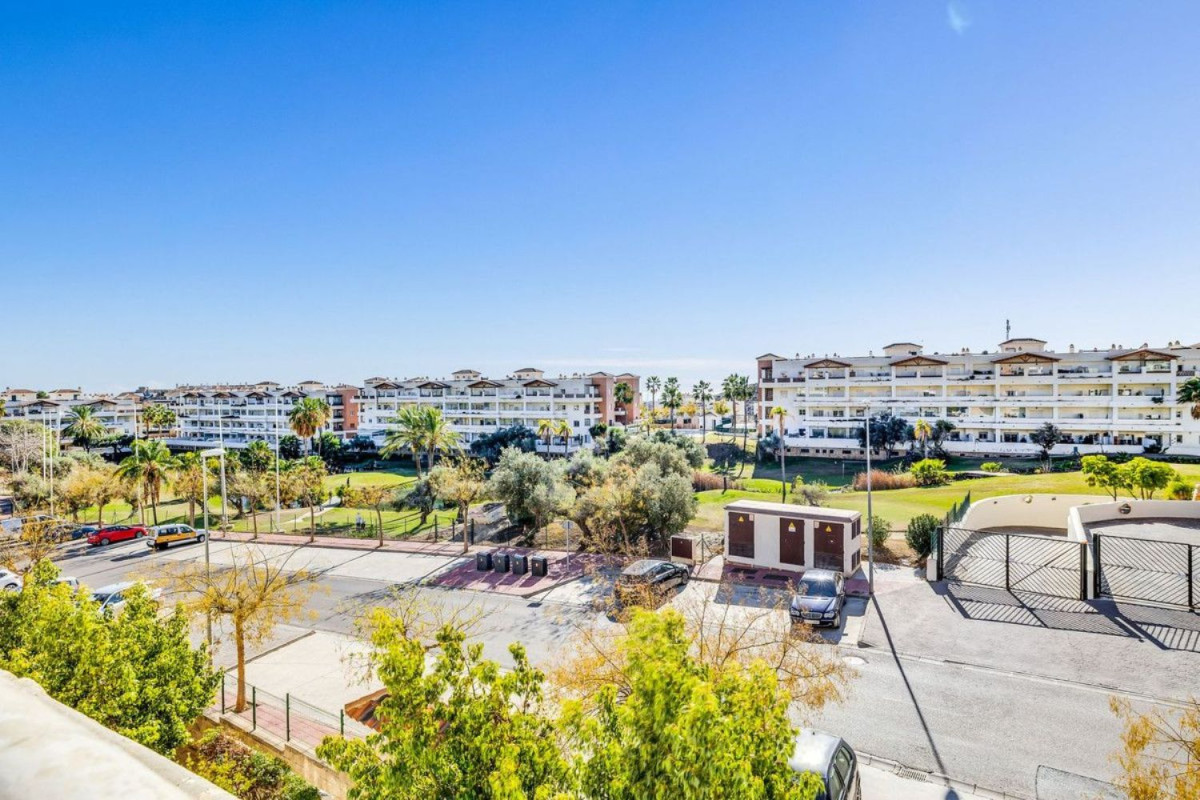 Venta de ático en  Avenida de Cibeles, 8 a, Benalmádena photo 4