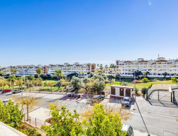 Ático en venta en  Avenida de Cibeles, 8 a, Benalmádena photo 4