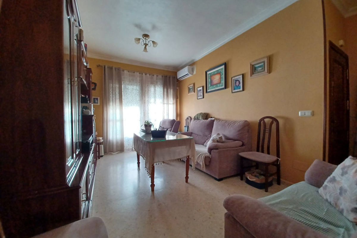Piso en venta en calle Jara, Moguer
 photo 2