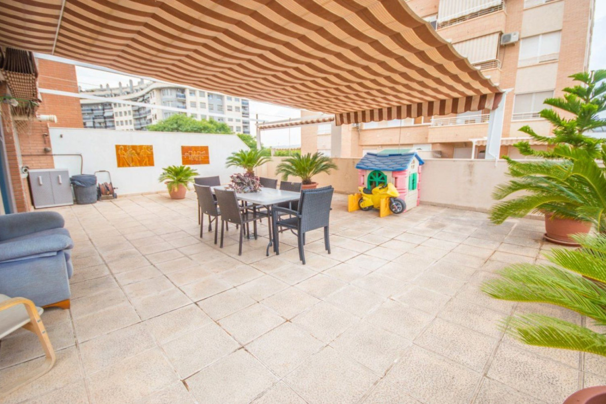 Sale of apartment in Las Trescientas - San Francisco, Elda
 photo 2