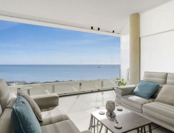 Продажа квартиры в Calle Rododendro, Benalmádena thumbnail 2