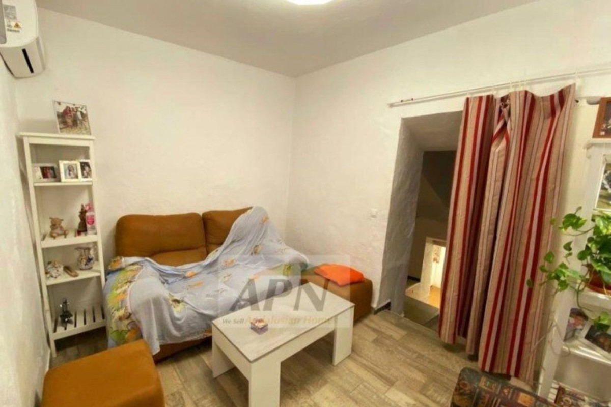 Продажа отдельного шале в , Алора photo 2
