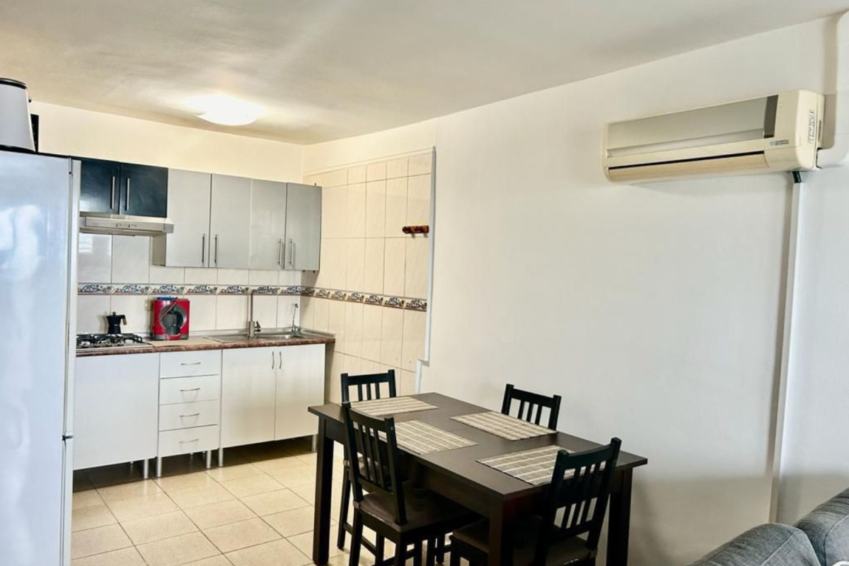 Продажа квартиры на Каско урбано, Адехе
 photo 3