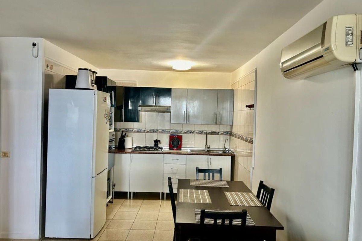 Продажа квартиры на Каско урбано, Адехе
 photo 4