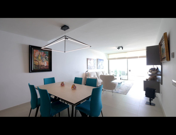Продажа квартиры в Calle Rododendro, 61, Benalmádena photo 1