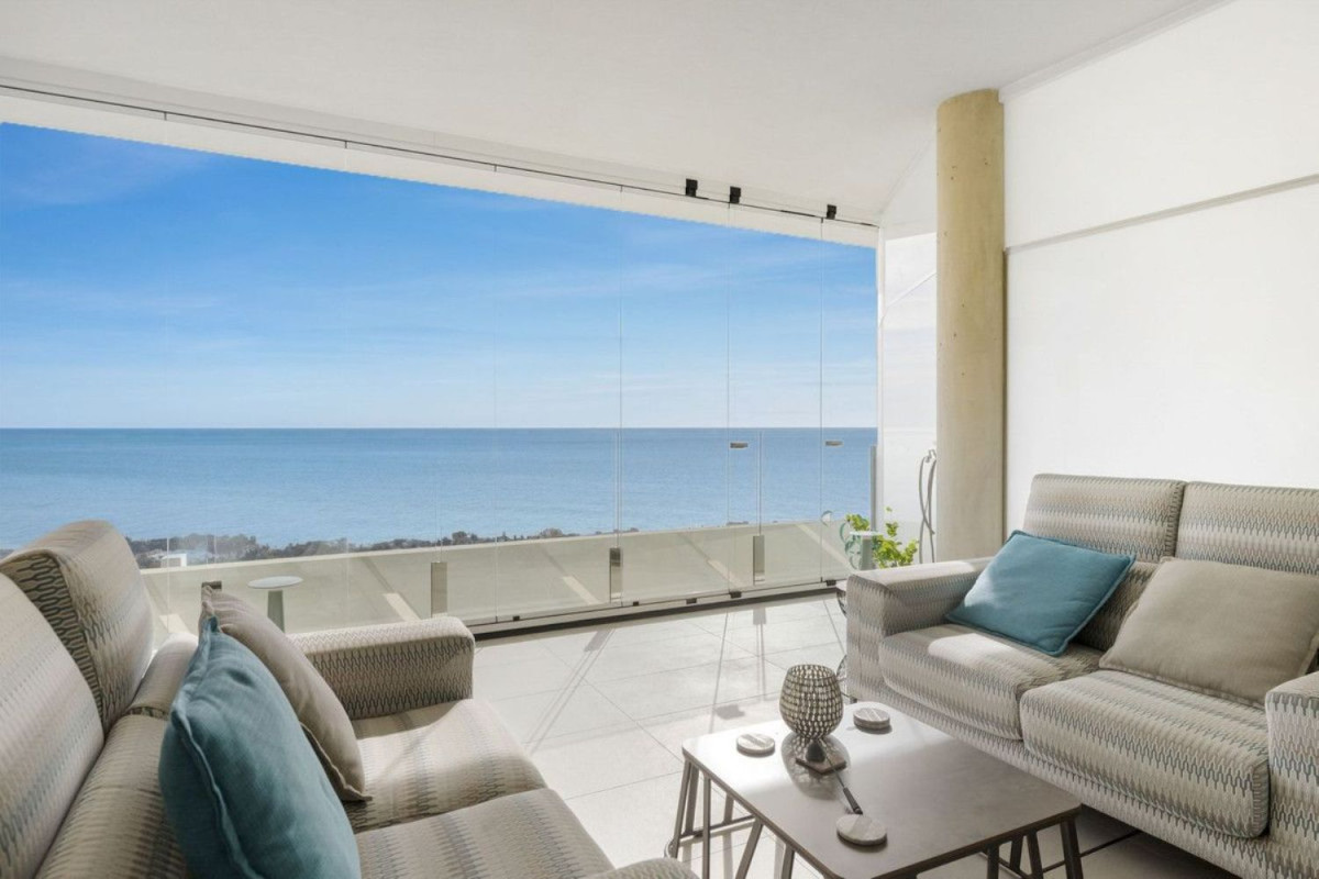 Продажа квартиры на Calle Rododendro, 61, Бенальмадена
photo 2