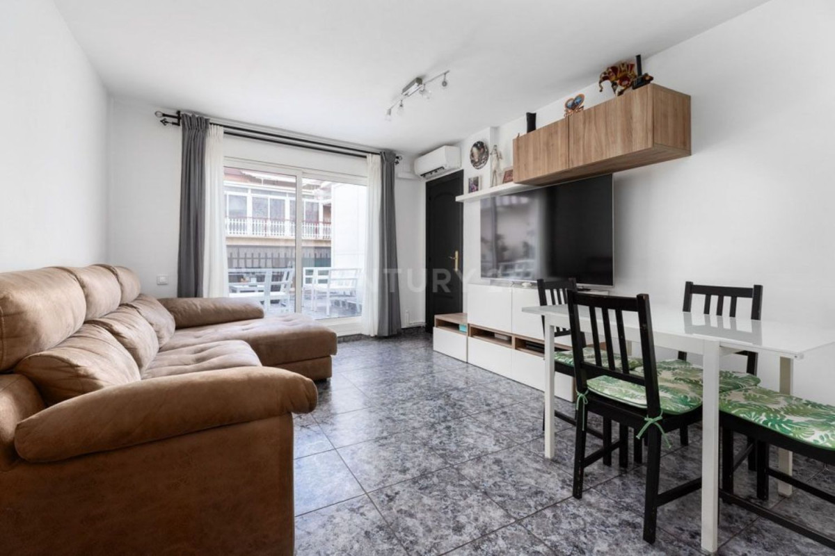 Piso en venta en calle del General Prim, 2, Montornès del Vallès
photo 3