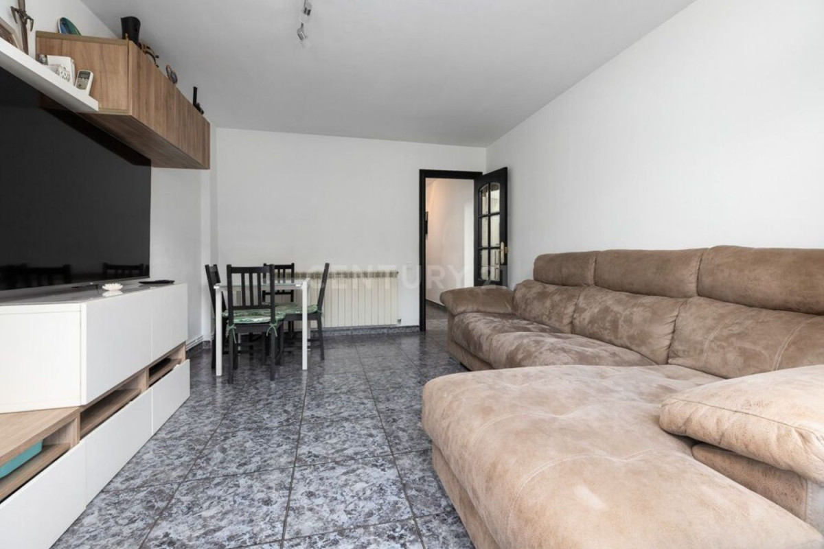 Piso en venta en calle del General Prim, 2, Montornès del Vallès
photo 4