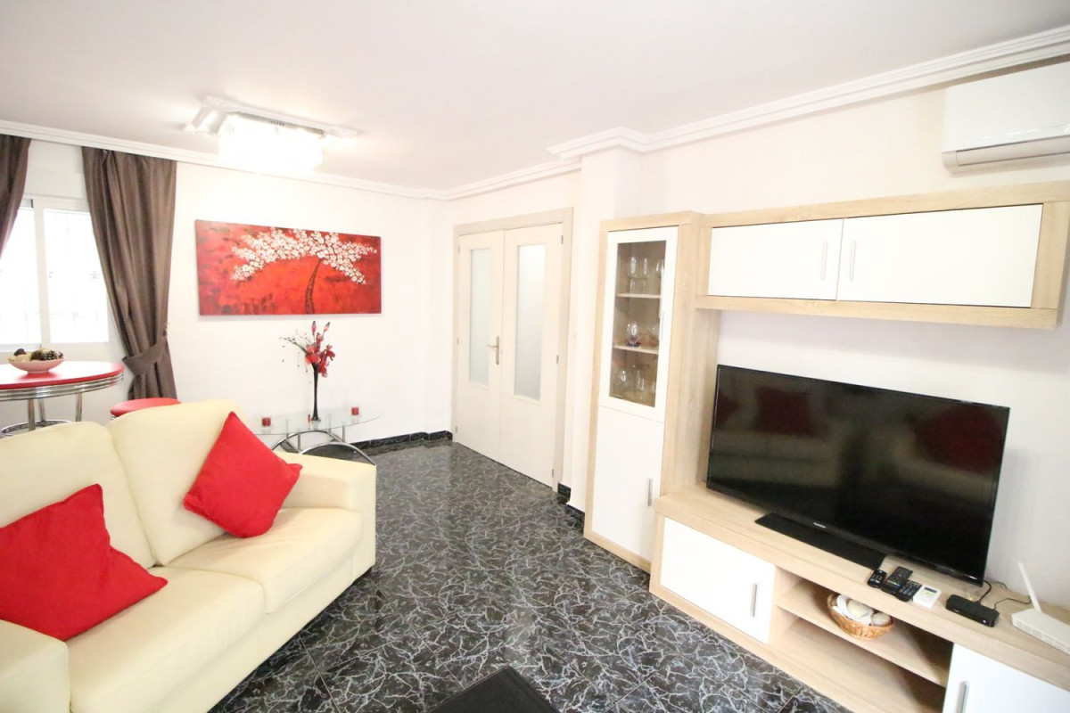 Piso en venta en Dolores, Dolores
photo 1