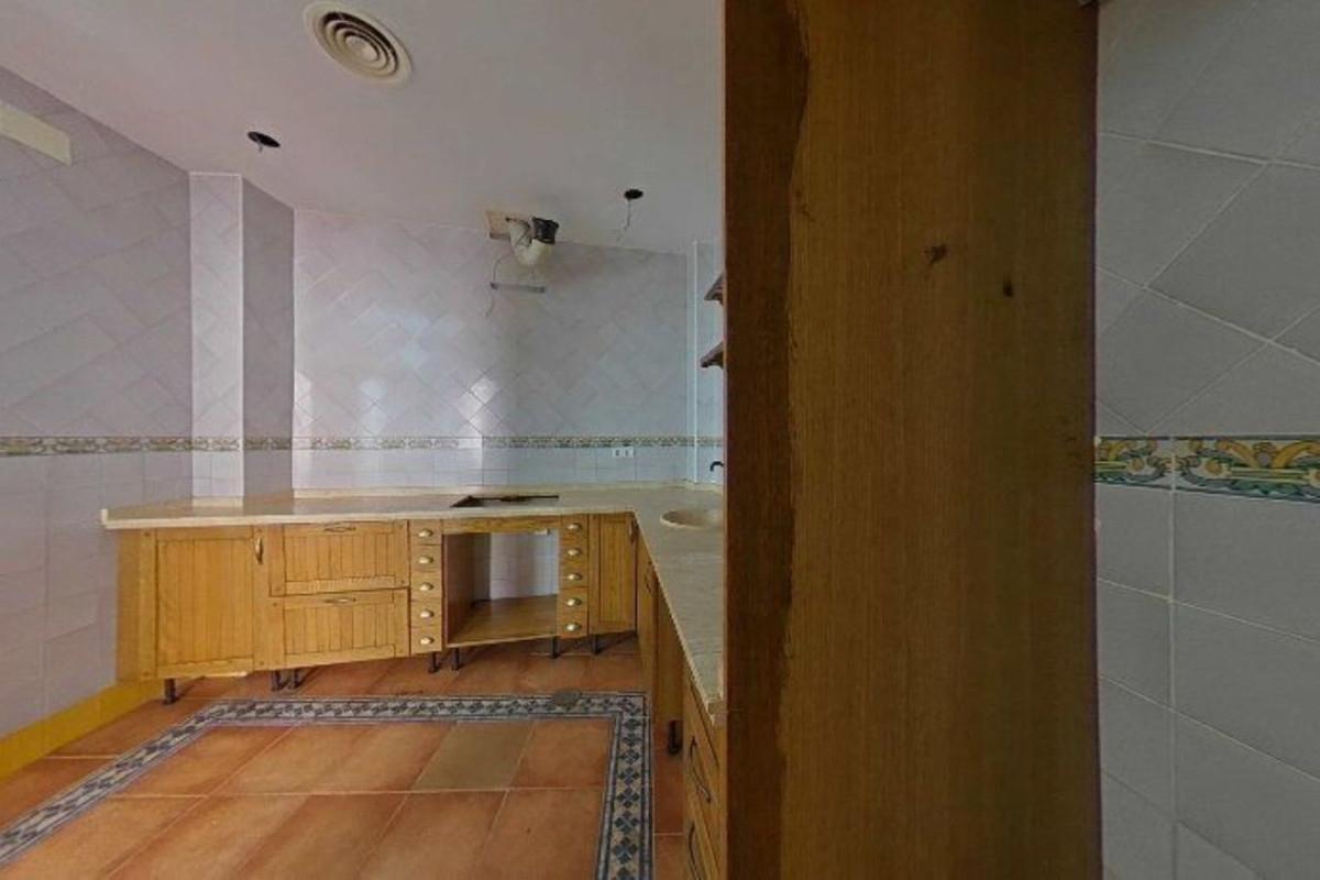 Продажа отдельного шале в  Calle Goyeneta, Севилья photo 5