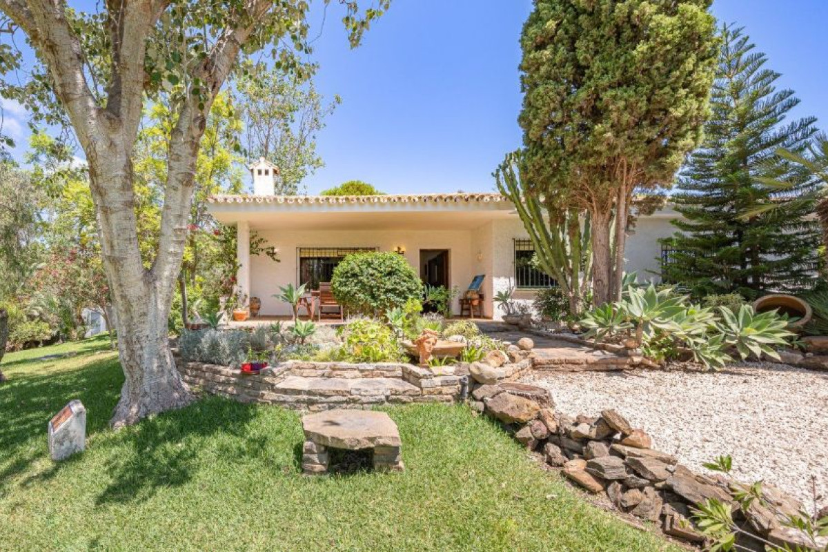 Venta de chalet independiente en Ronda Urb el Faro, Mijas
photo 1