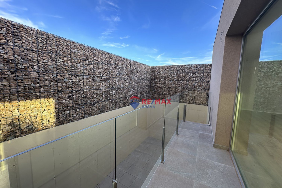 Casa o chalet independiente en venta en calle l'Albera, 3, Peralada
photo 4