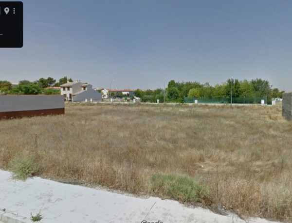 Terreno en venta en calle Donantes de Sangre s/n photo