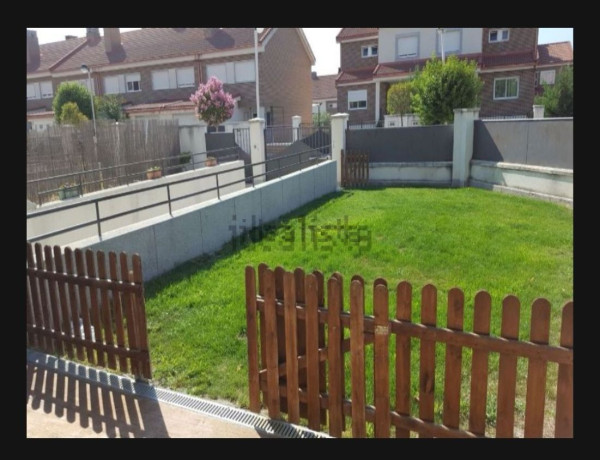 Semi-detached house for sale in , Boecillo photo 1