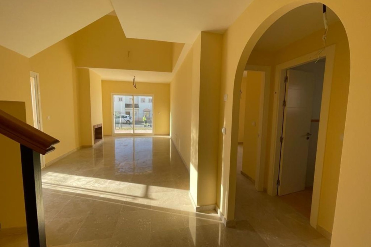 Sale of townhouse in Urbanización Puente Esuri , Ayamonte photo 5