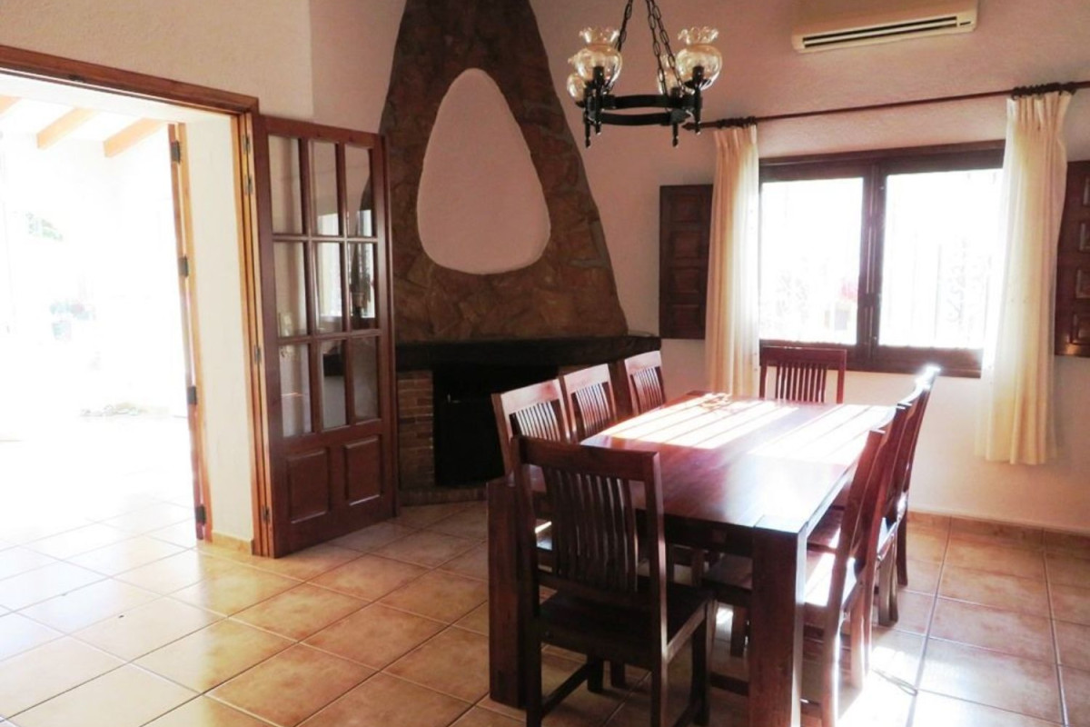 Продажа отдельного шале в , Ондэра photo 2