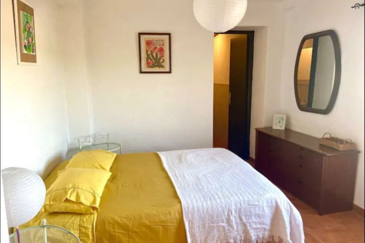 Sale of townhouse in , Bolbaite photo 1