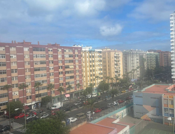 Продажа квартиры в  Avenida José Mesa y López, 79, Las Palmas de Gran Canaria photo 4