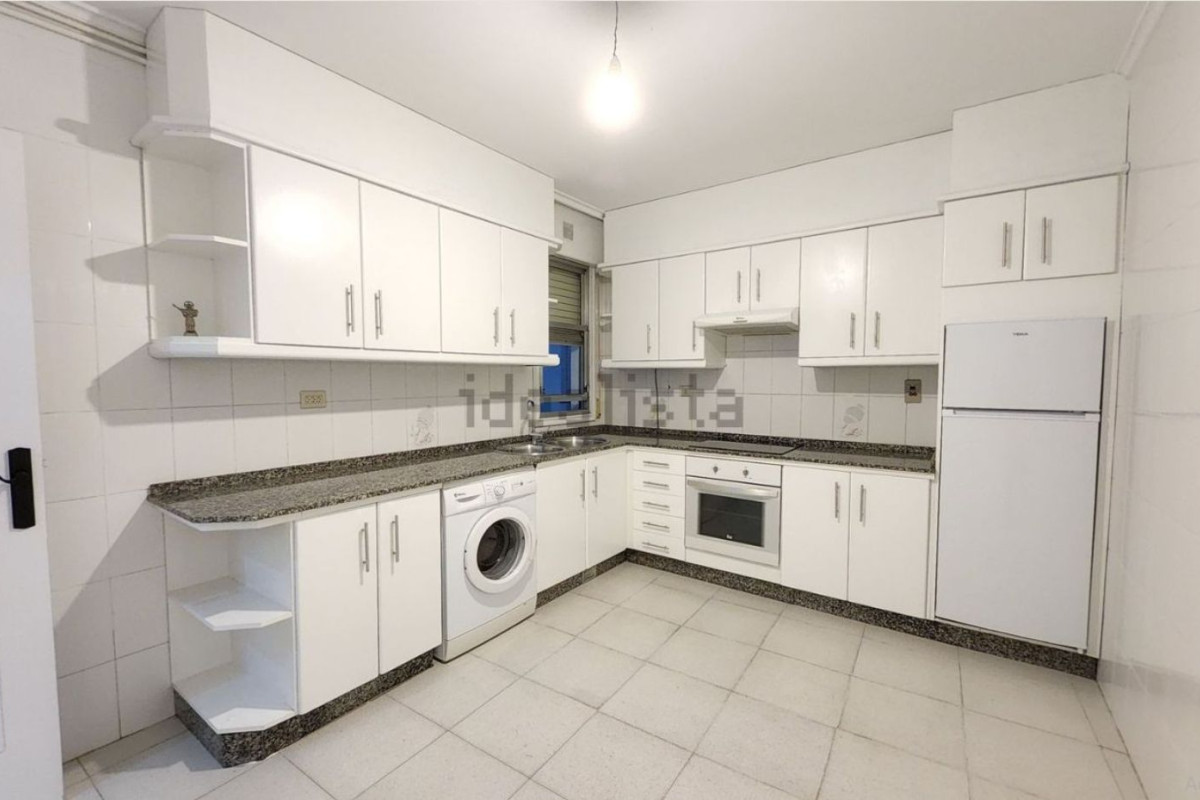 Sale of apartment in Cangas, Cangas
 photo 2