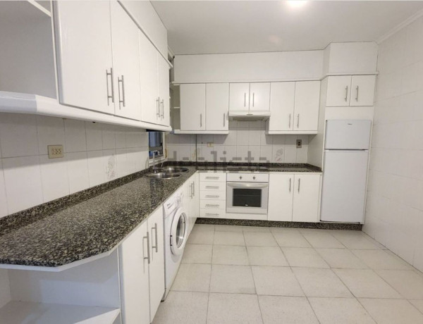 Piso en venta en  Cangas , Cangas photo 3