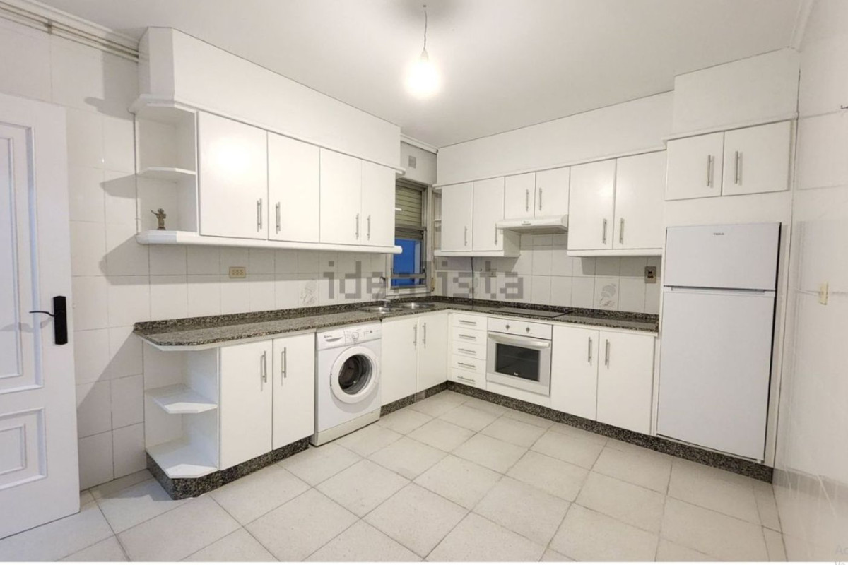 Sale of apartment in Cangas, Cangas
 photo 4
