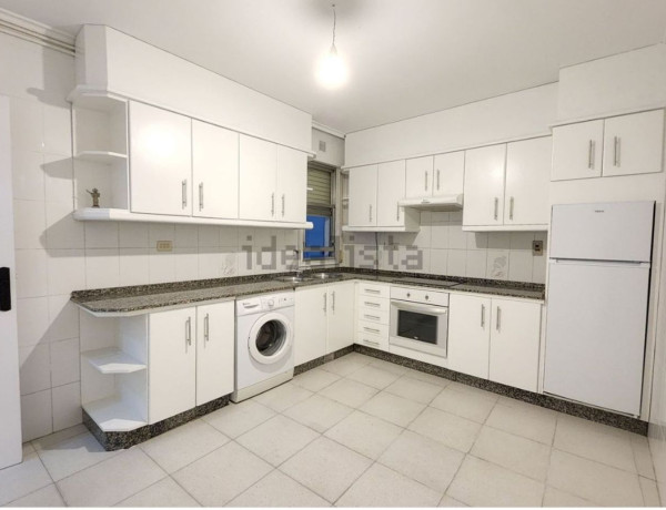 Piso en venta en  Cangas , Cangas photo 4