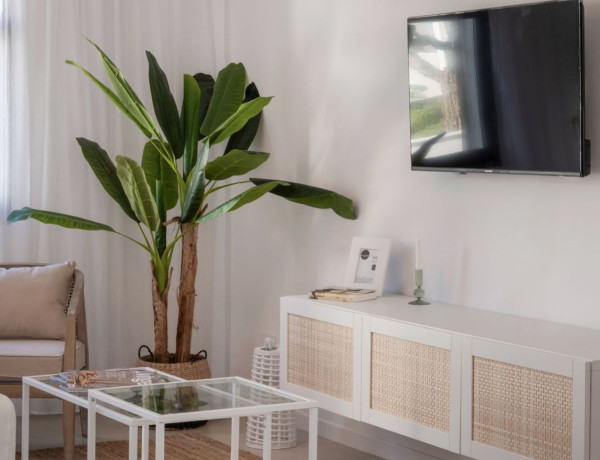 Semi-detached house for sale in  Benamara - Atalaya , Estepona photo 4