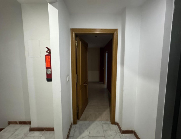 Piso en venta en  Calle dels Pellers, 77, Gandia photo 4