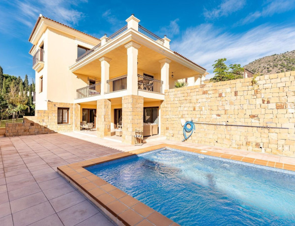 Chalet independiente en venta en Mijas Pueblo , Mijas thumbnail 2