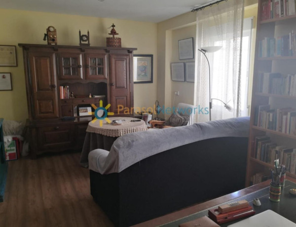 Piso en venta en  Oliva pueblo , Oliva photo 2