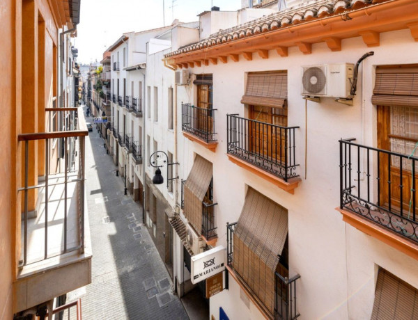Piso en venta en  Realejo , Granada photo 2