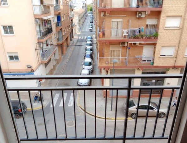 Piso en venta en , Alaquás photo 3