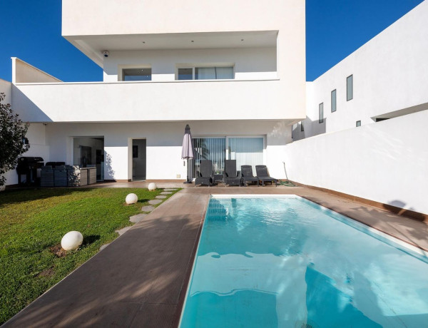 Chalet adosado en venta en , Albolote photo 1
