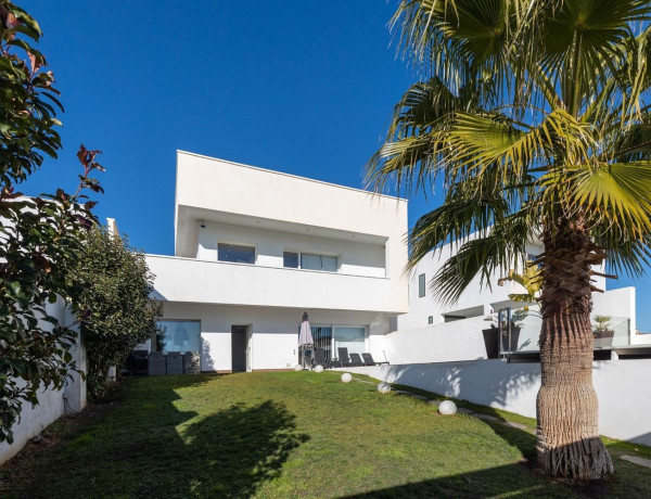 Chalet adosado en venta en , Albolote thumbnail 2