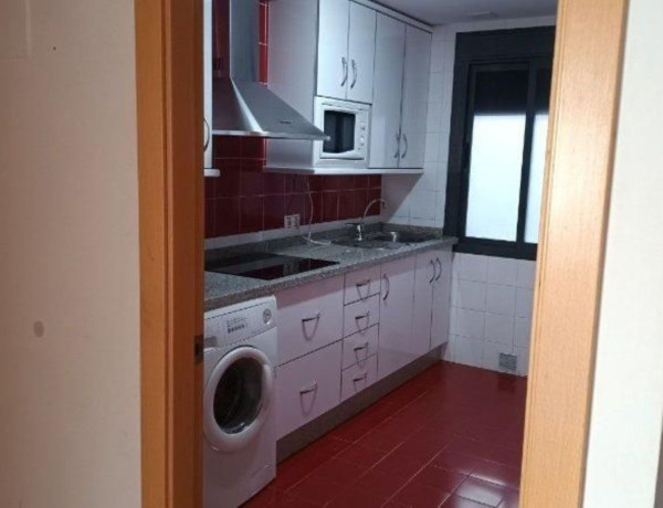 Piso en venta en  Santa Rosa - Valdeolleros , Distrito Santa Rosa - Valdeolleros photo 4