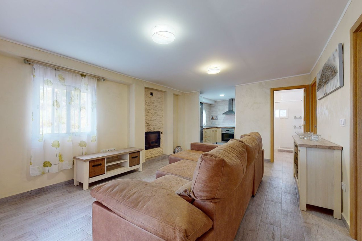 Продажа отдельного шале в , Петрер photo 4