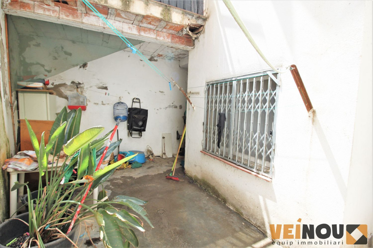 Venta de bajo en Gravina, Hospitalet de Llobregat
 photo 2