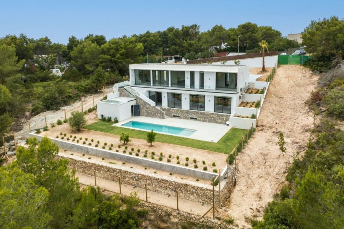 Sale of independent chalet in Cala Tarida, San Joseph of the Tower
 photo 2