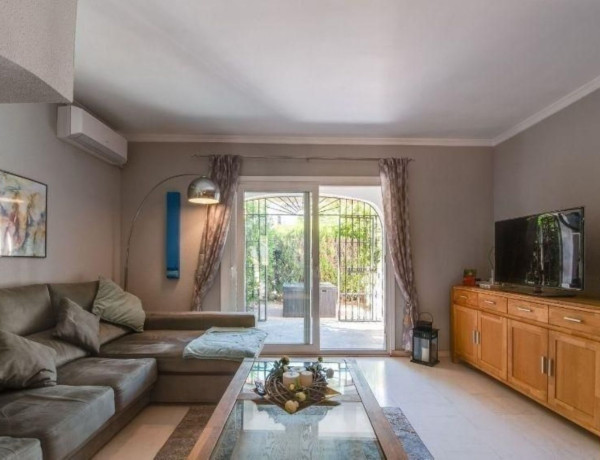Semi-detached house for sale in Torrequebrada , Benalmádena thumbnail 1