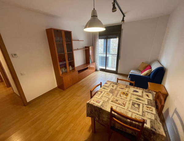 Piso en venta en , La Pobla de Segur photo 1