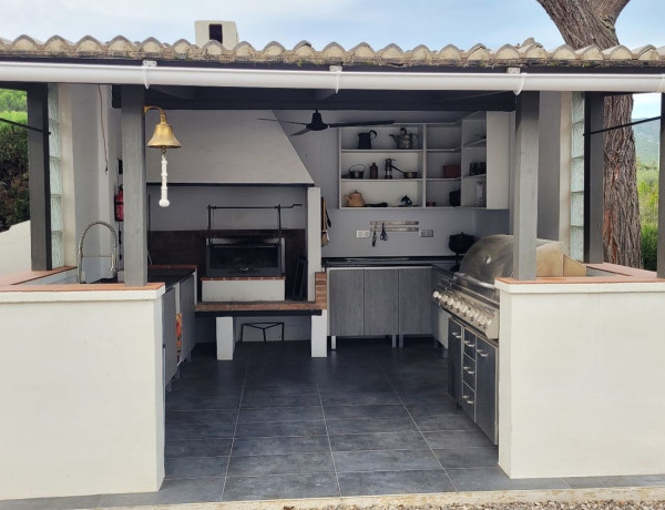 Chalet independiente en venta en  Calle de Tramuntana, 100, Ontinyent photo 3