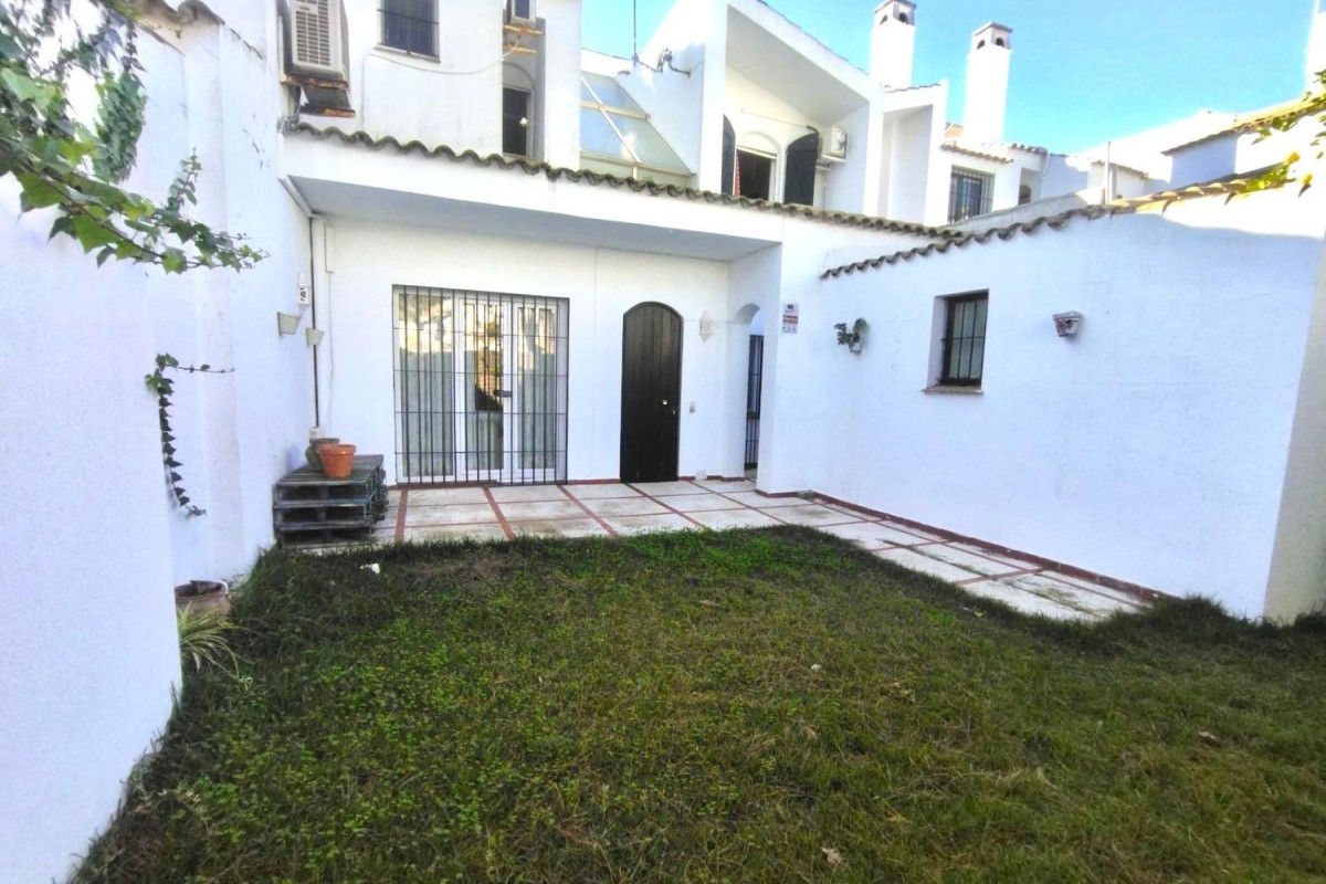 Sprzedaż szeregowego domku w Vistahermosa - Fuentebravía , El Puerto de Santa María photo 2