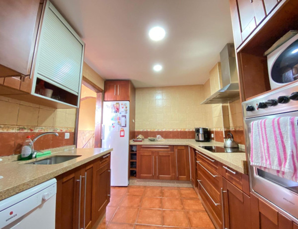 Таунхаус на продажу в , Los Barrios photo 1