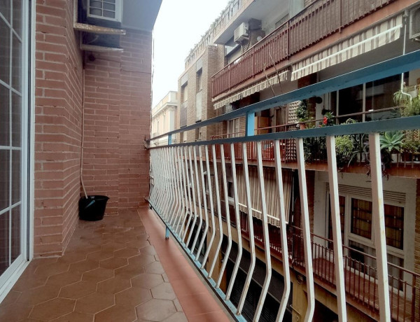 Piso en venta en  Calle de la Soledat, Badalona photo 3