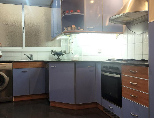 Piso en venta en  Calle de la Soledat, Badalona photo 4