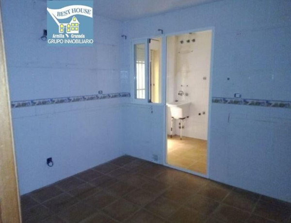 Bajo en venta en , Atarfe photo 3