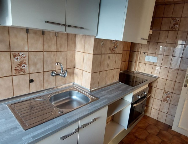 Продажа квартиры в  Calle de Antonio Bravo, Zaragoza photo 2